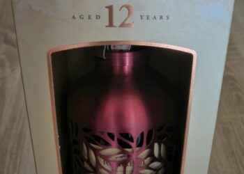 Redbreast 12 Year Old Single Pot Still Irish Whiskey v limitovanej edícii Bird Feeder 0,7l